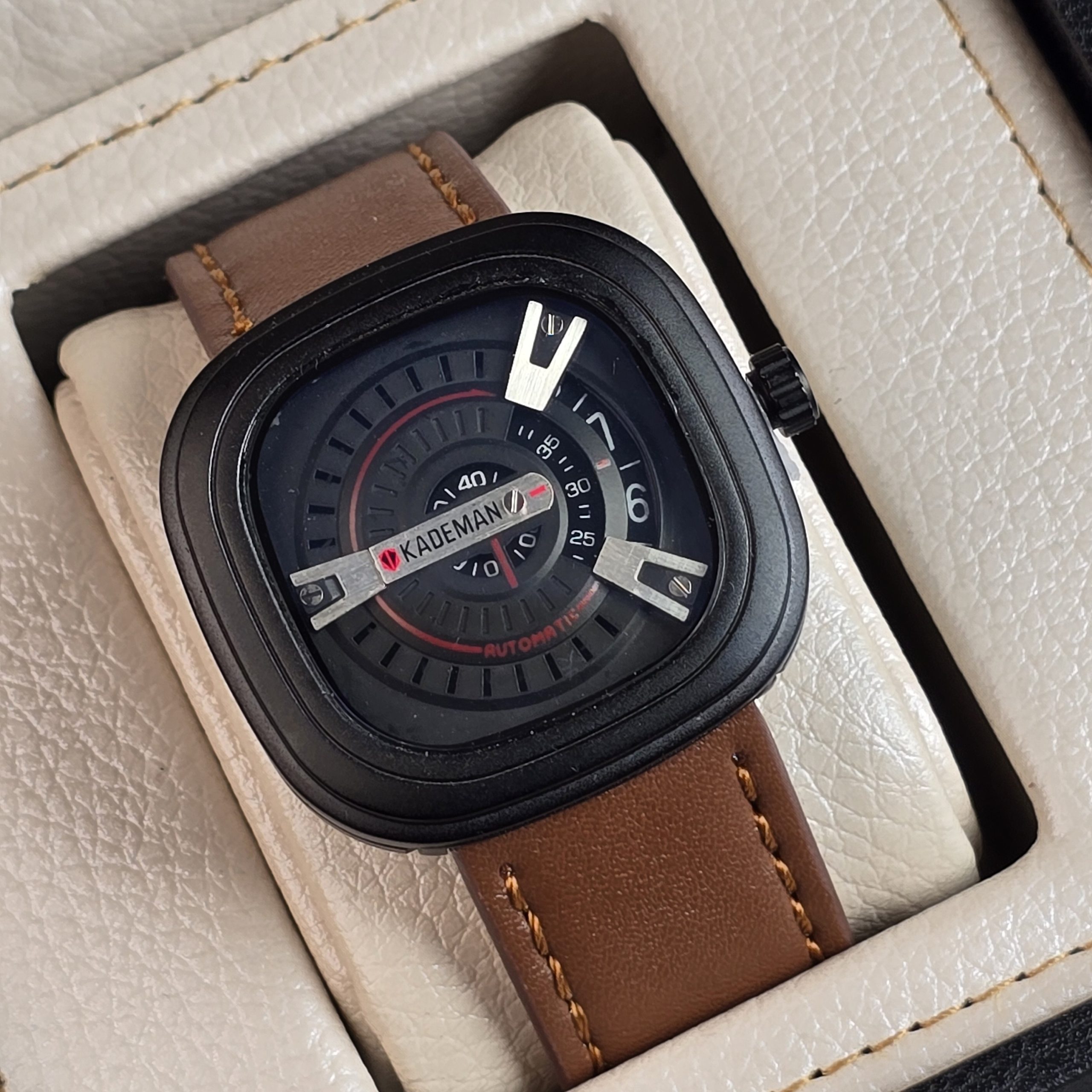 ساعت مچی چرم مردانه کیدمن مدل 365 BL KADEMAN