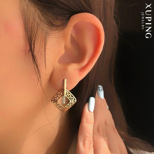 گوشواره ورساچه لوزی ژوپینگ