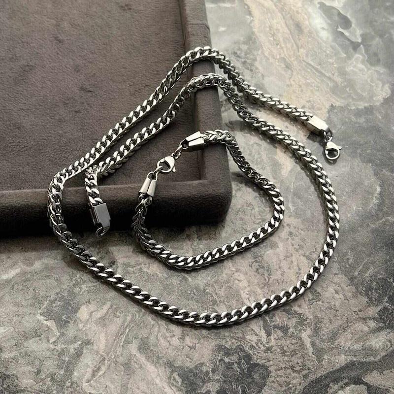 ست کارتیر ۴وجهی درشت نقره‌ای {کد۱۰۶۸}