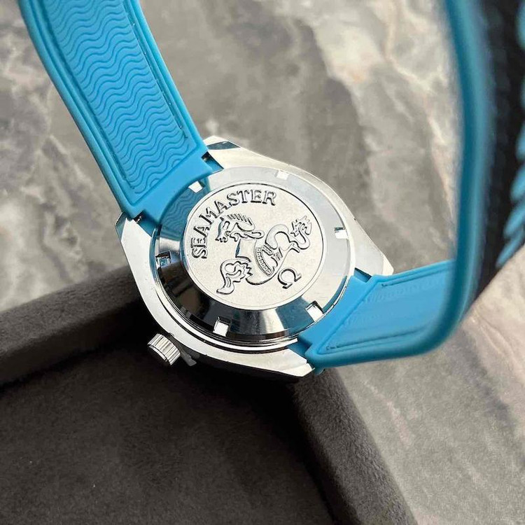 ساعت امگا برزنتی SEAMASTER {کد1305}