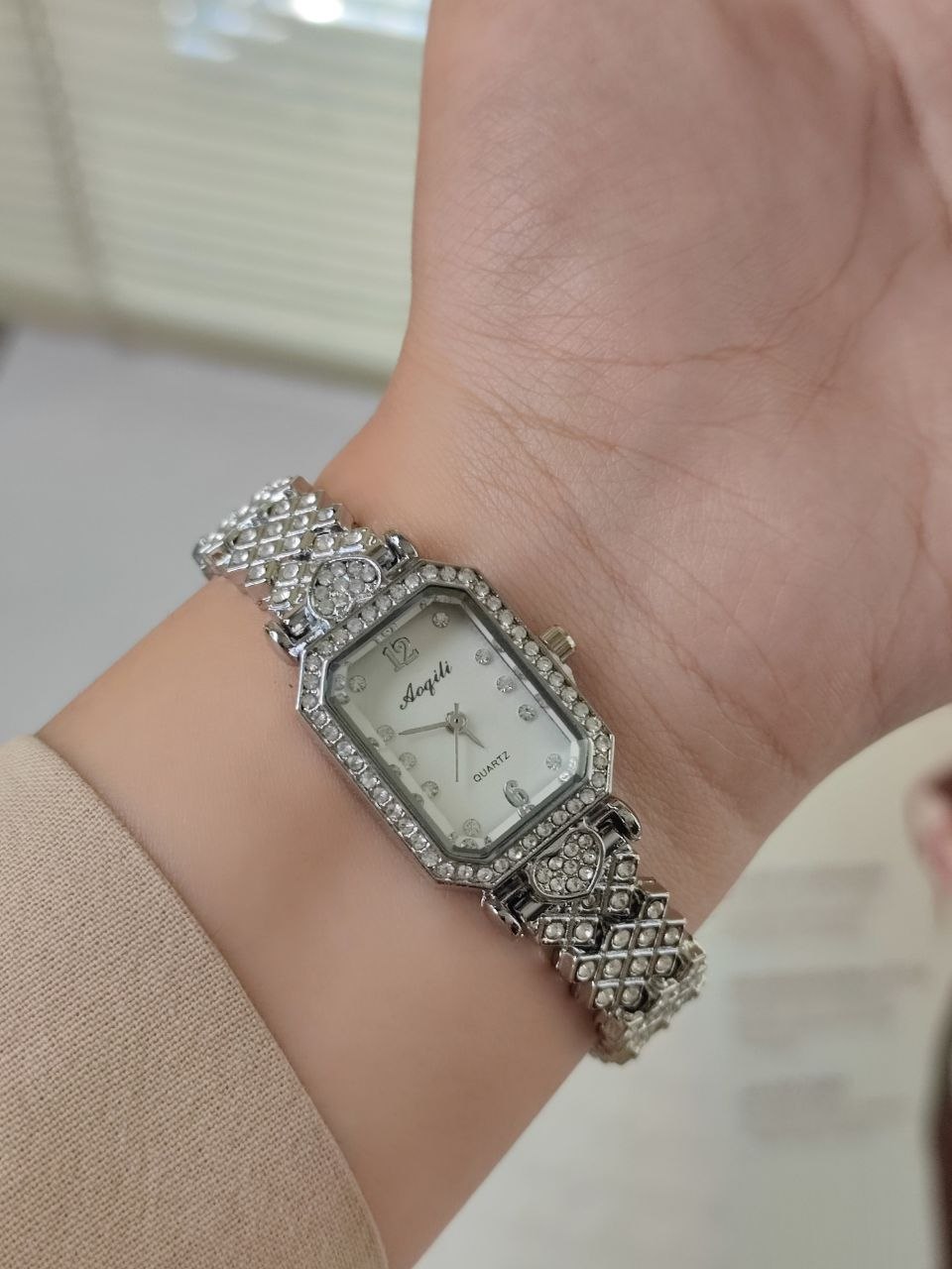 ساعت زنانه مارک Aoqili 5757502 - رنگ: 4