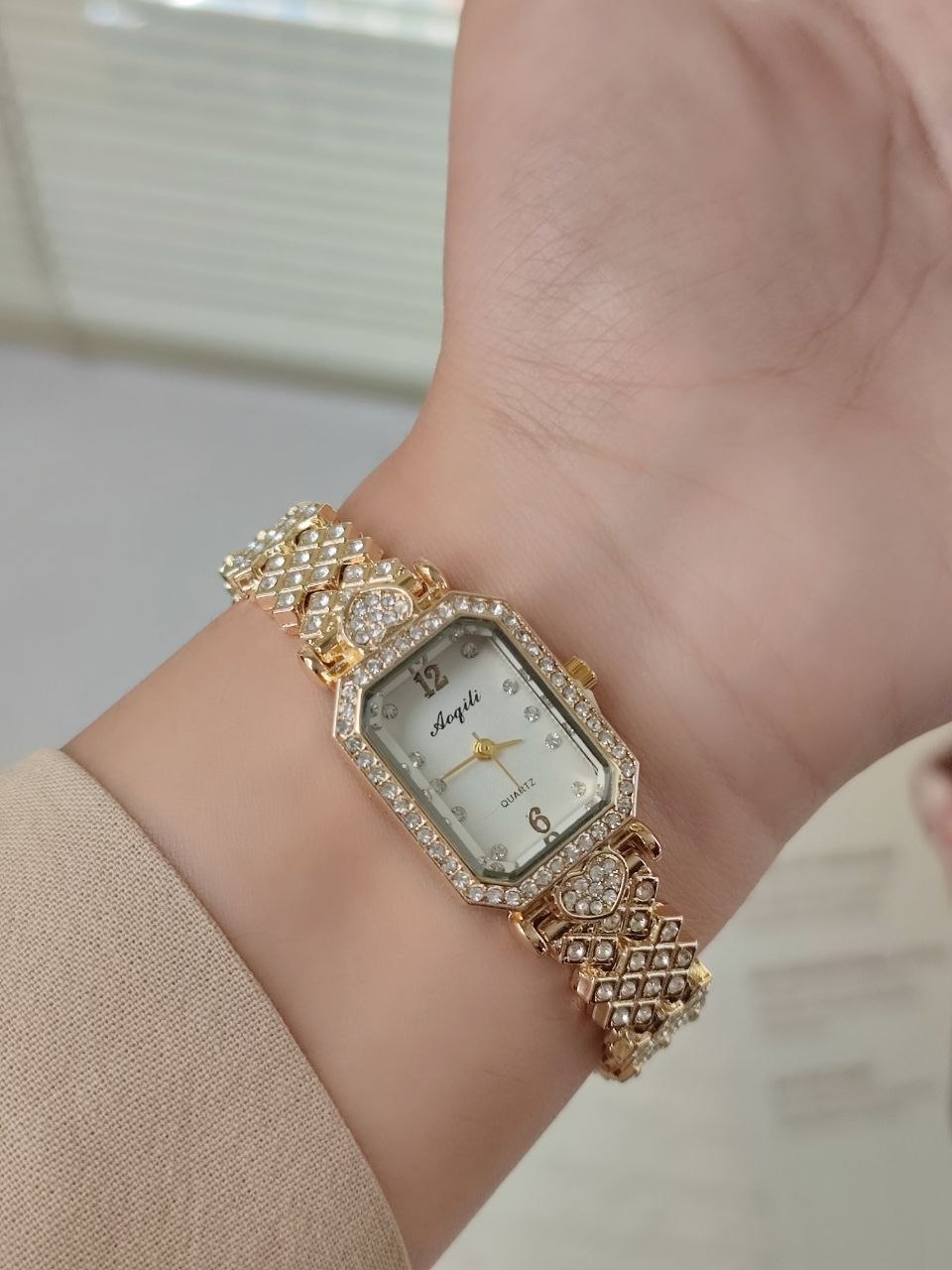 ساعت زنانه مارک Aoqili 5757502 - رنگ: 1