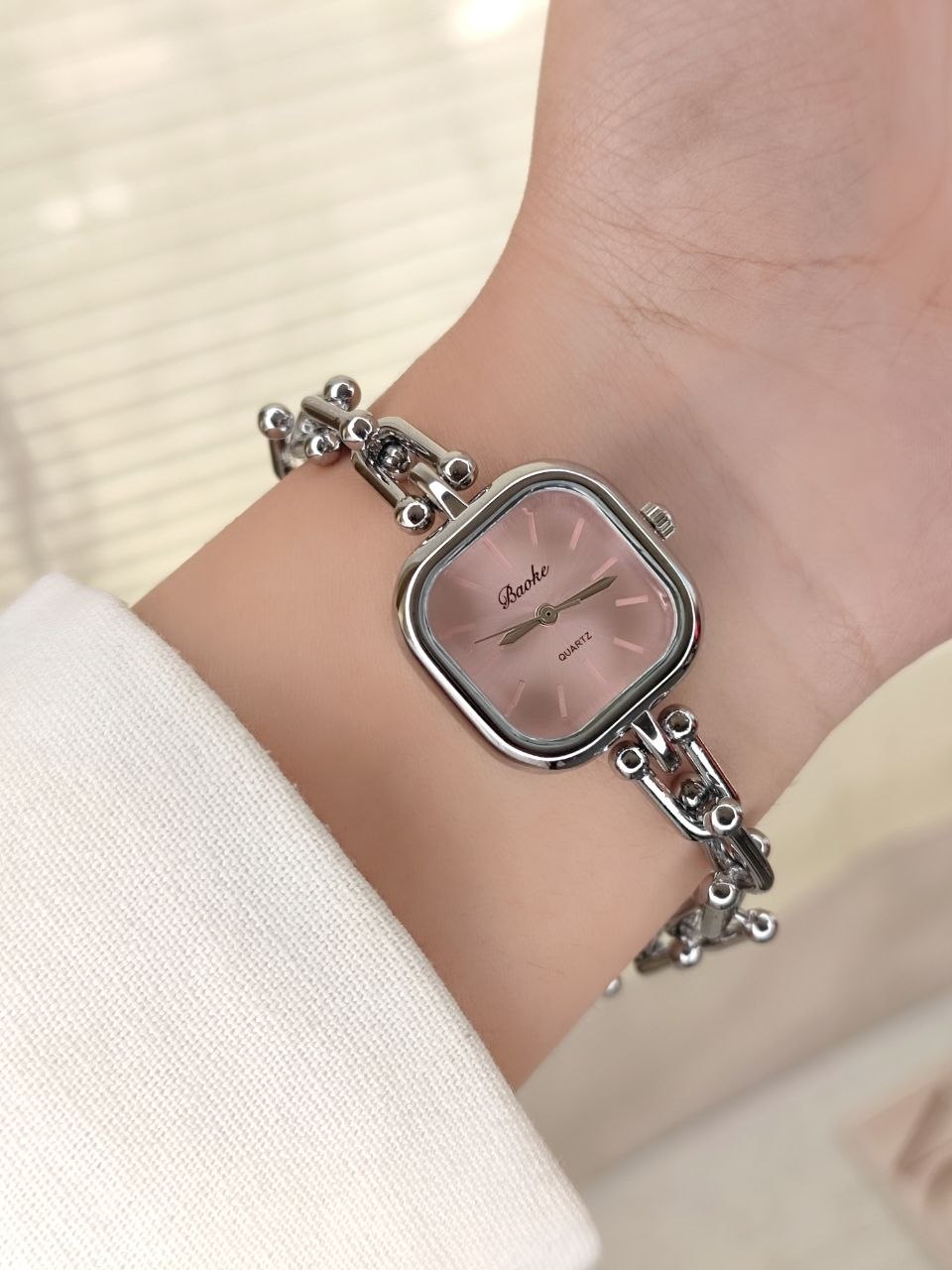 ساعت فلزی زنانه تیفانی مارک baoke 9007843 - رنگ: 9