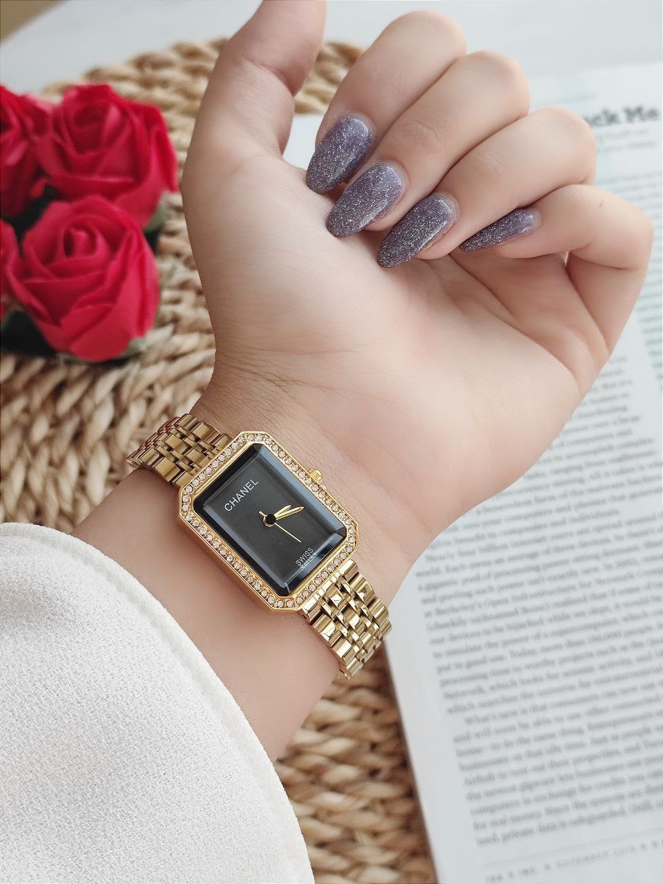 ساعت زنانه چنل 5305503671 - رنگ: 5