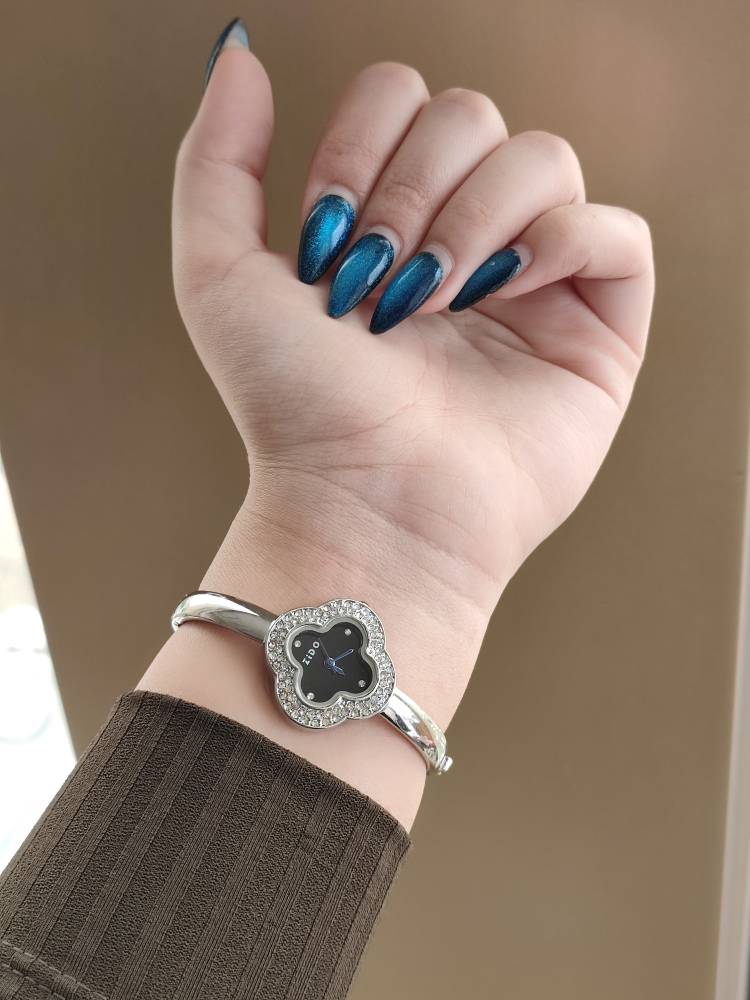 ساعت زنانه النگویی نگین دار مارک zido 6004529 - رنگ: 2
