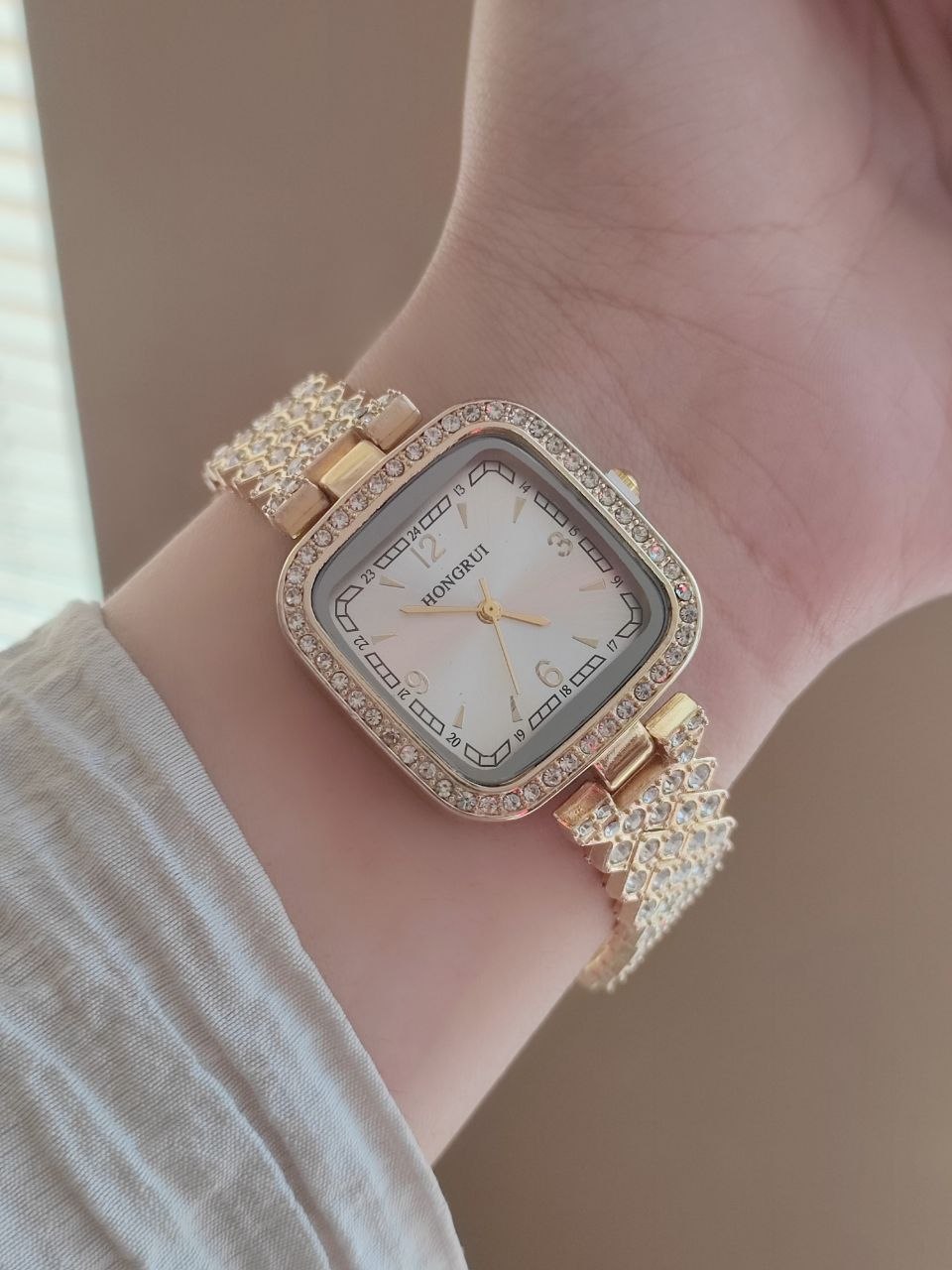ساعت زنانه مارک HONGRUI 4607994 - رنگ: 2
