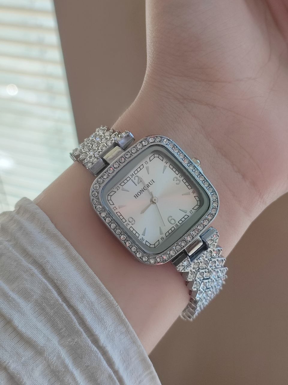 ساعت زنانه مارک HONGRUI 4607994 - رنگ: 1