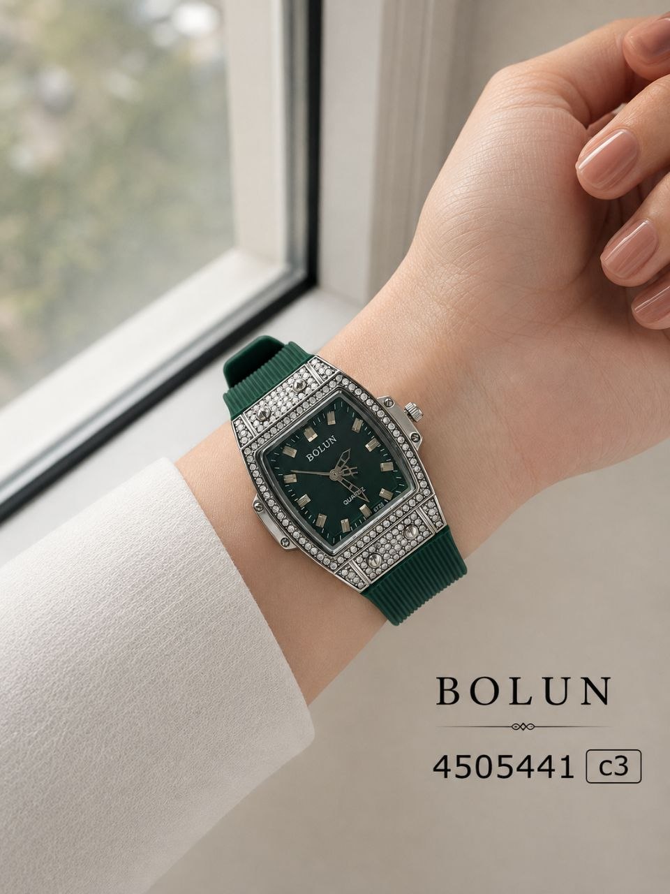 ساعت نگین دار مارک بلون 4505441 - رنگ: 3