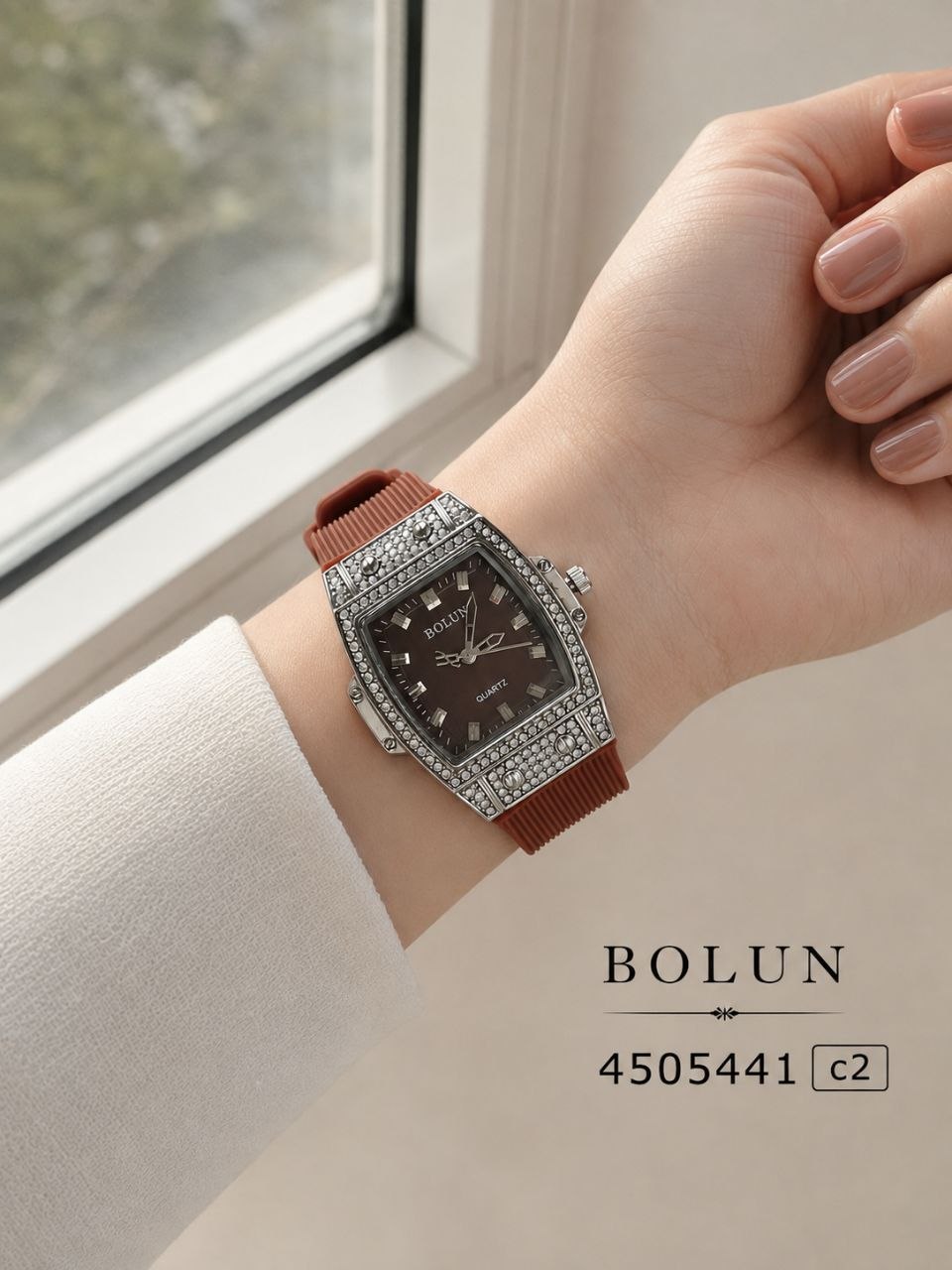 ساعت نگین دار مارک بلون 4505441 - رنگ: 2